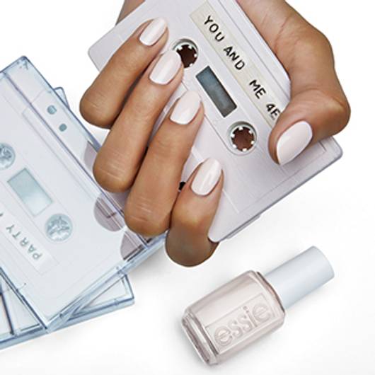 Mixtaupe (Essie Nail Polish)