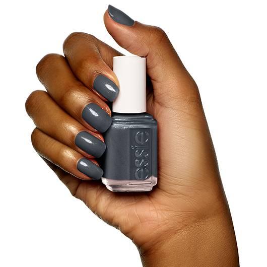 Cashmere Bathrobe (Essie Nail Polish)