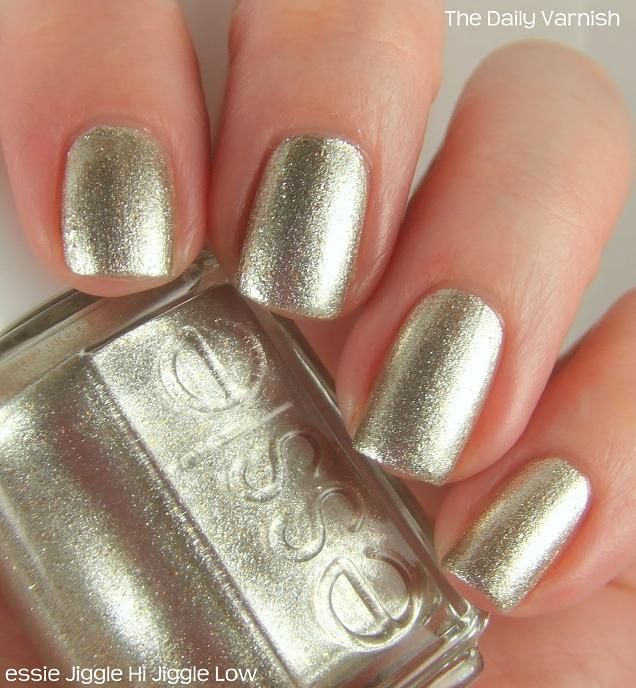 Jiggle Hi, Jiggle Low (Essie Nail Polish) - 13 ml