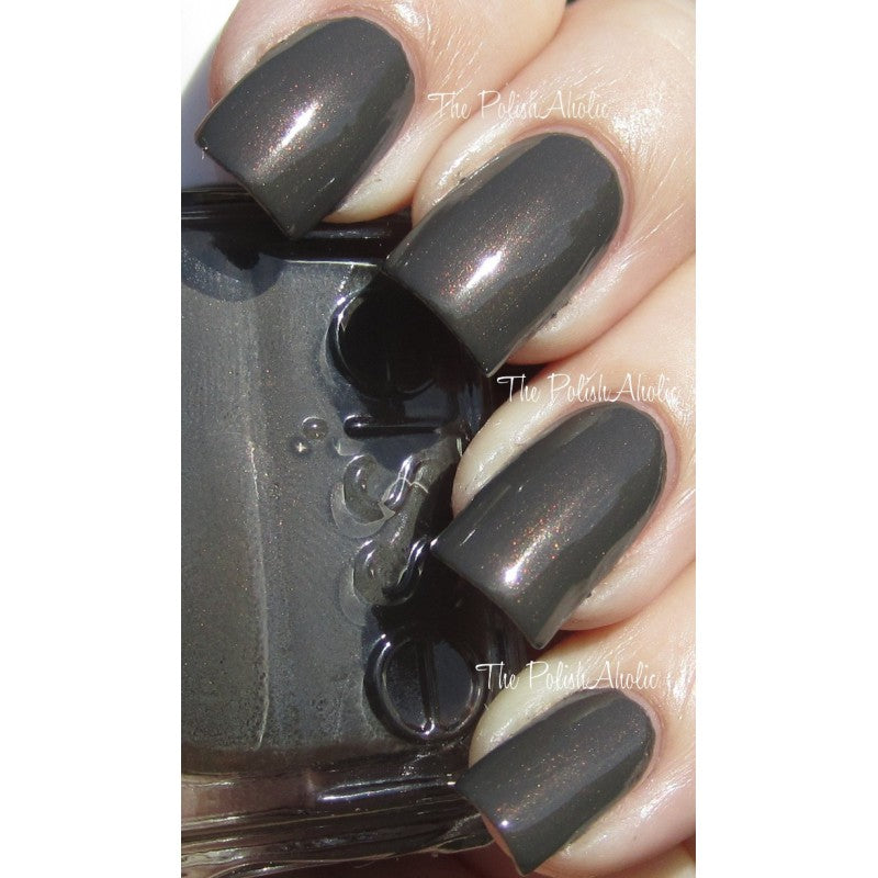Armed & Ready (Essie Nail Polish) - 13 ml