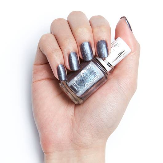 Below Zero (Essie Nail Polish) - 13 ml