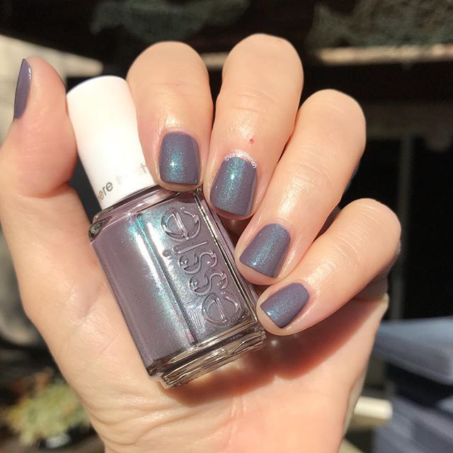 Coat Couture (Essie Nail Polish) - 13 ml