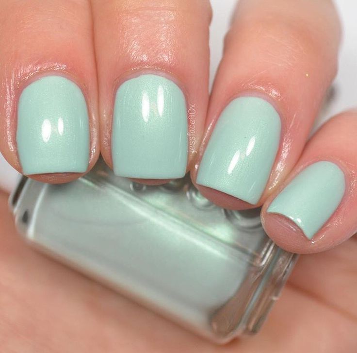 Passport to Happiness (Essie Nail Polish) - 13 ml