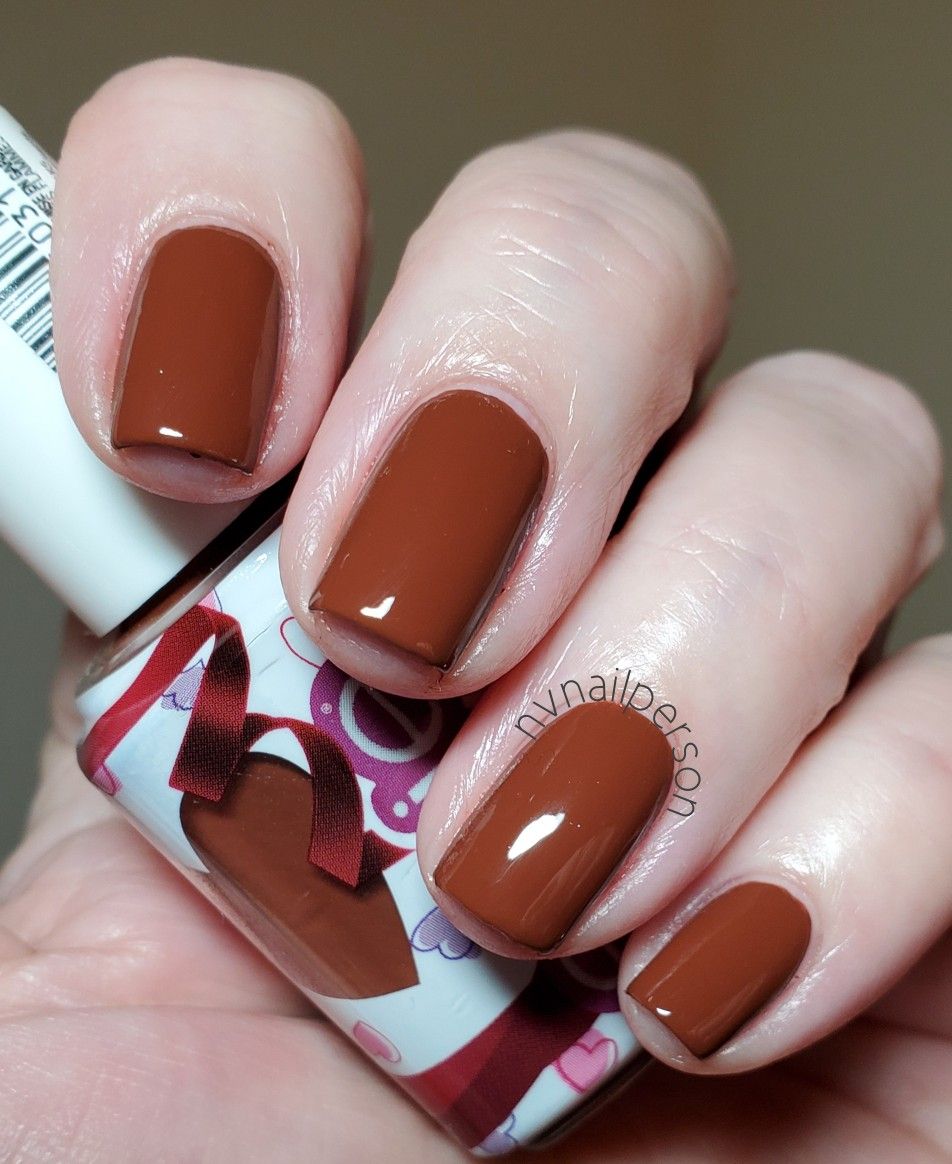 Don't Be Choco-late (Essie Nail Polish) - 13 ml