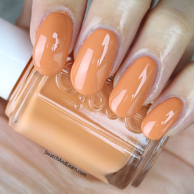 Taj-Ma-Haul (Essie Nail Polish) - 13 ml