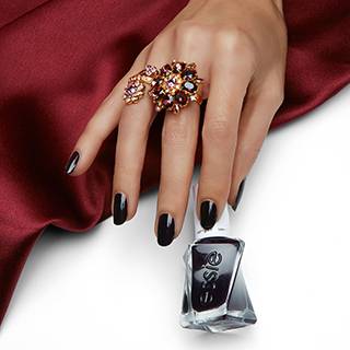Amethyst Noir (Essie Gel Couture Nail Polish) - 13 ml