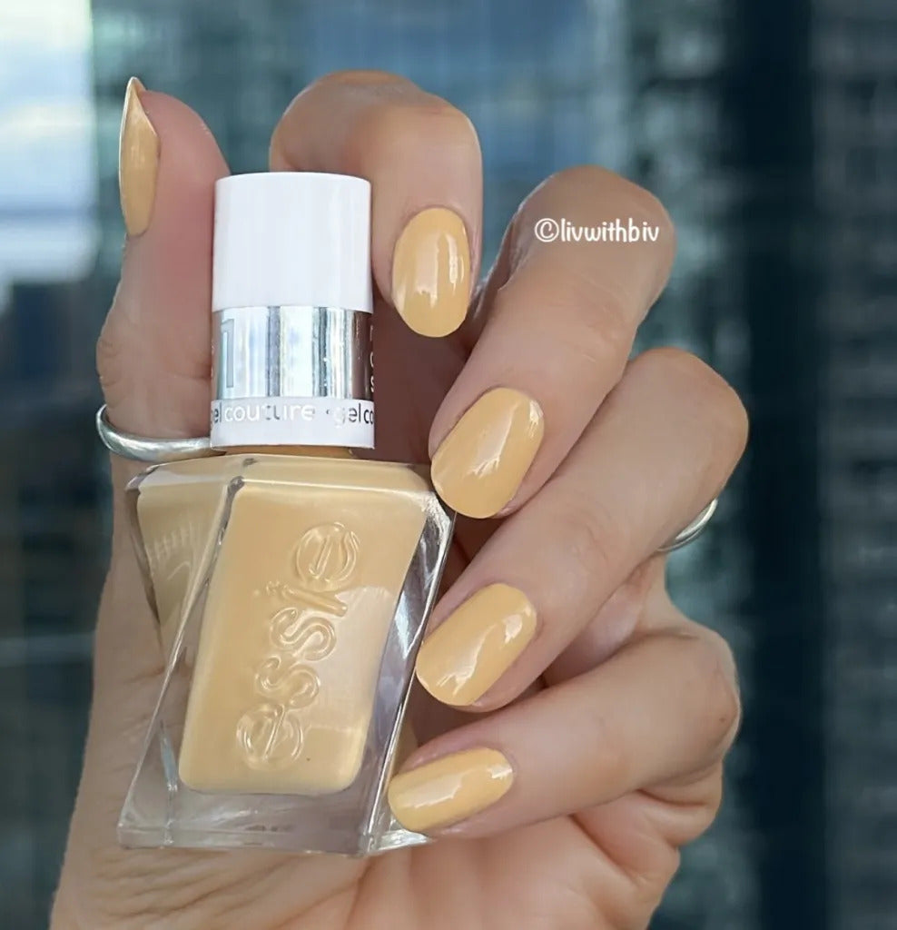 Gilded Glitz (Essie Gel Couture Nail Polish)
