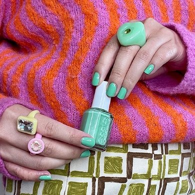 Perfectly Peculiar (Essie Nail Polish)