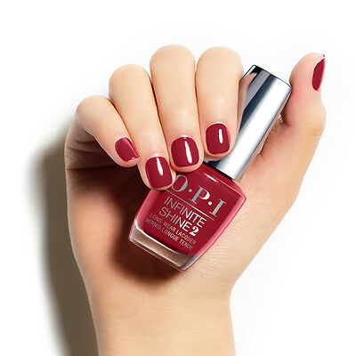 An Affair in Red Square - Infinite Shine (OPI Nail Polish)