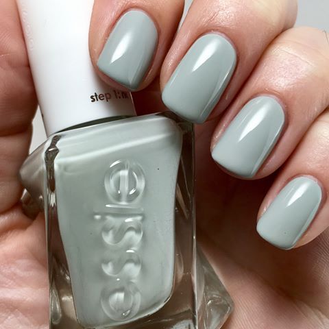 Facet Forward (Essie Gel Couture Nail Polish)