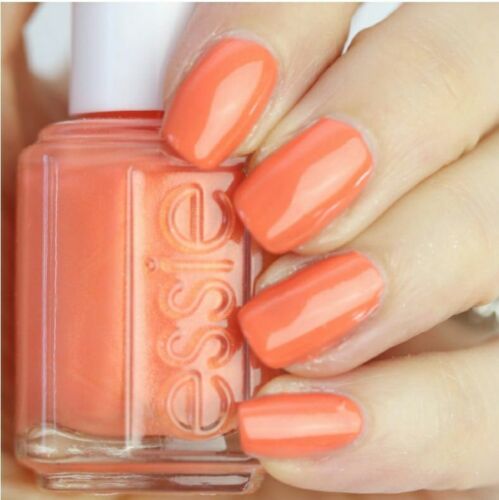 Fondant of You (Essie Nail Polish) - 13 ml