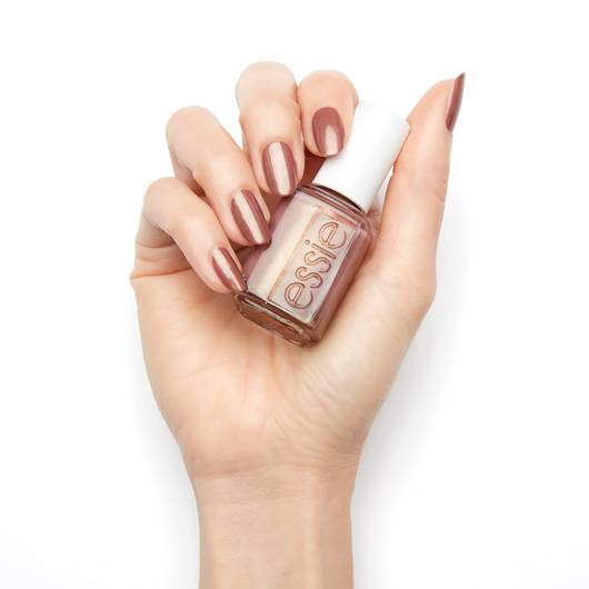 Teacup Half Full (Essie Nail Polish) - 13 ml