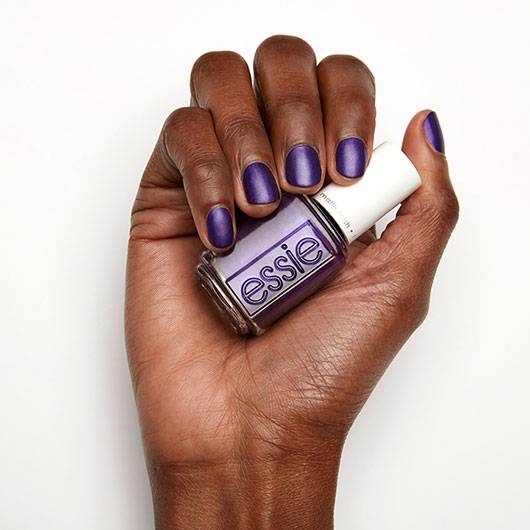 Hold 'Em Tight (Essie Nail Polish) - 13 ml