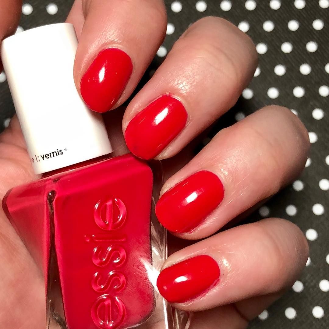 Bold Boundaries (Essie Gel Couture Nail Polish) - 13 ml