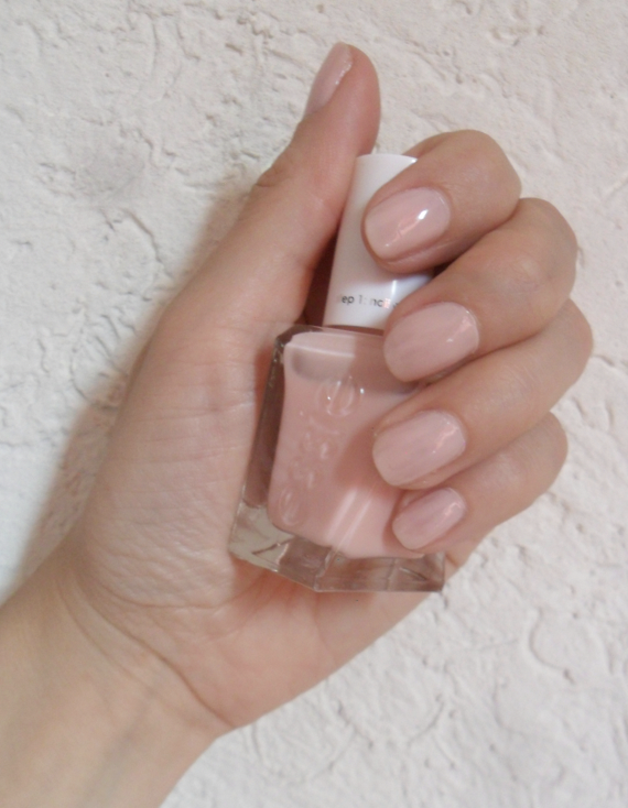 Glimpse of Glamour (Essie Gel Couture Nail Polish) - 13 ml