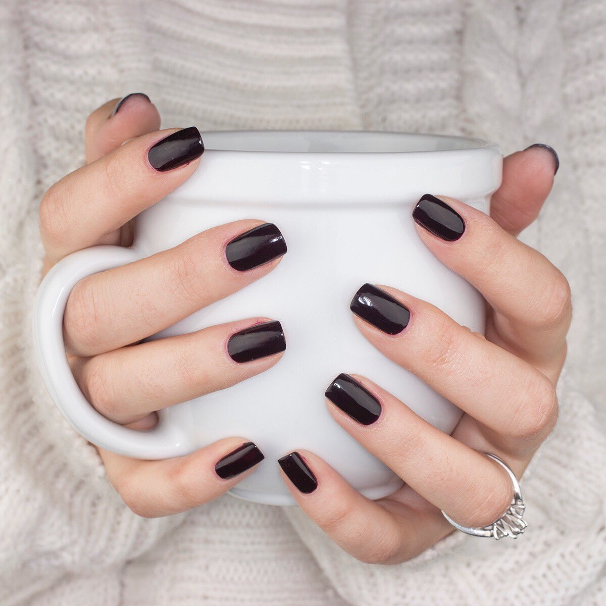 Velvet Crush (Essie Nail Polish) - 13 ml