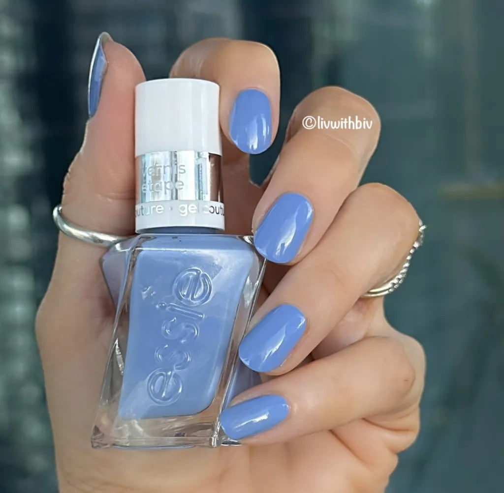 Laced and Ready (Essie Gel Couture Nail Polish)